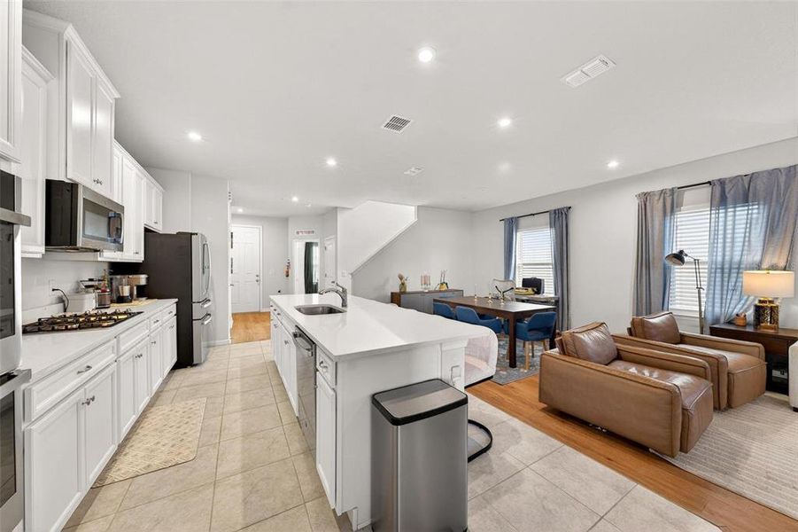 Furnished interior view inside a new home in , Apopka (Image 38). Furnished interior view inside a new home in , Apopka (Image 38).