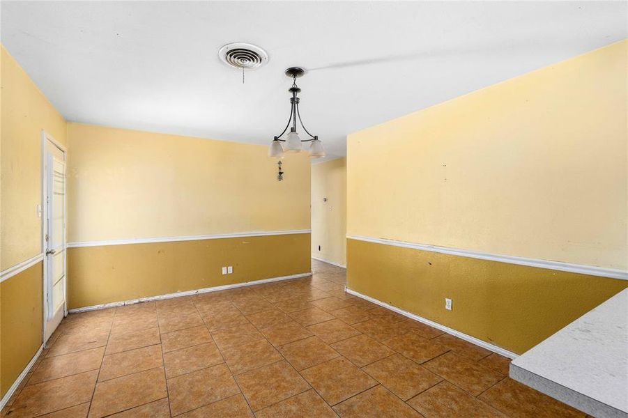 Spacious, unfurnished interior of a new home in , Brownwood (Image 29).