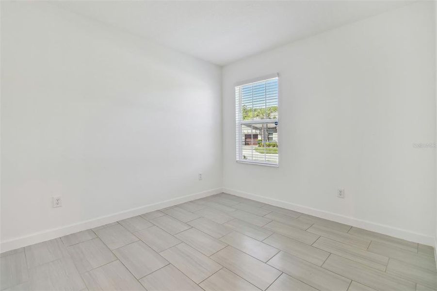 Spacious, unfurnished interior of a new home in Angeline Active Adult, Land O' Lakes (Image 35).