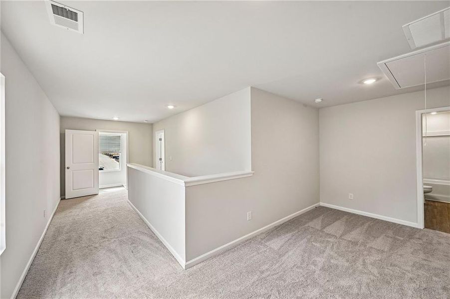 Spacious, unfurnished interior of a new home in Neely Farm, Covington (Image 19).