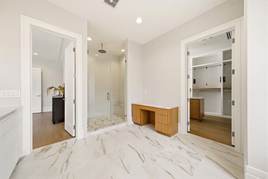Spacious, unfurnished interior of a new home in , Houston (Image 42). Spacious, unfurnished interior of a new home in , Houston (Image 42).