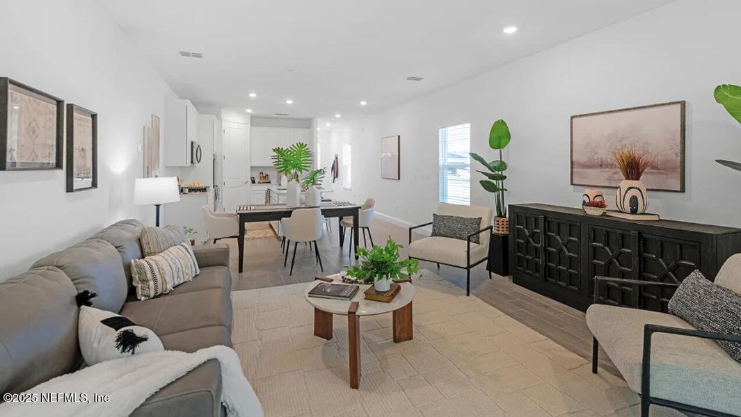 Furnished interior view inside a new home in St Augustine Lakes: St Augustine Lakes 40S, St. Augustine (Image 6).