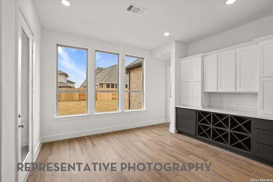 Spacious, unfurnished interior of a new home in Mayfair, New Braunfels (Image 22).