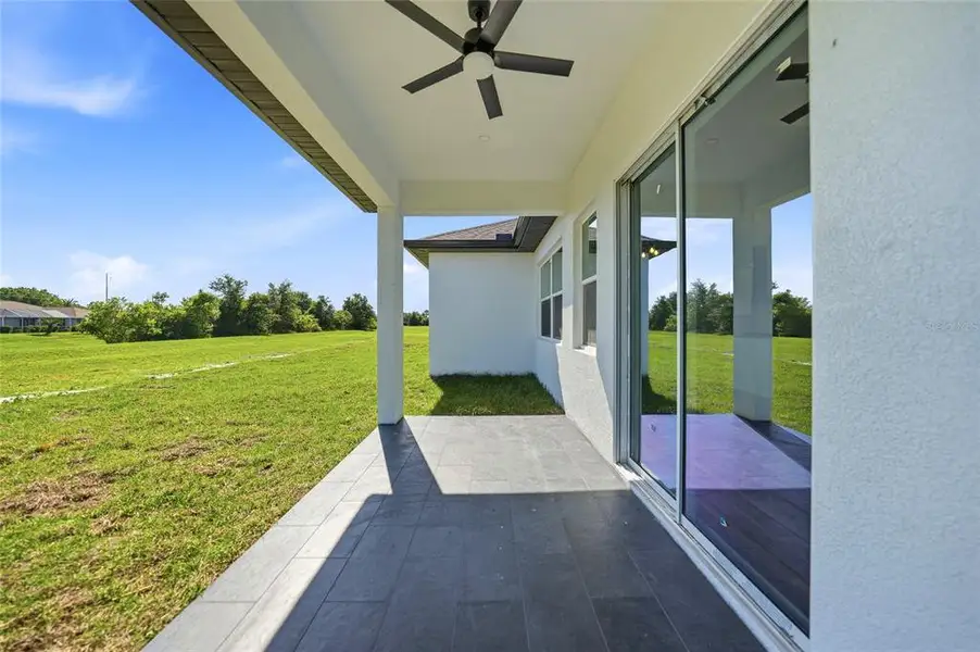 Exterior details and patio area of a home in , Punta Gorda (Image 4).