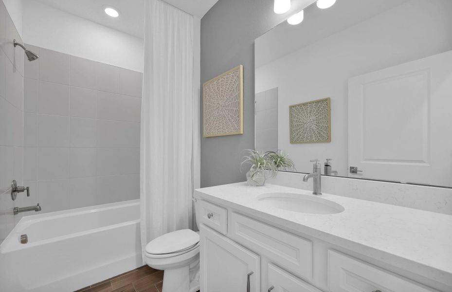 Representative furnished interior of a home built from the Highgate by Pulte Homes in Murray Farms, Middleburg (Image 17). Representative furnished interior of a home built from the Highgate by Pulte Homes in Murray Farms, Middleburg (Image 17).