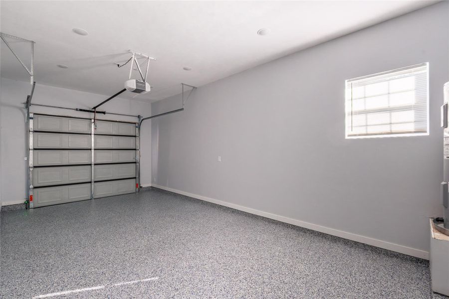 Spacious, unfurnished interior of a new home in , Cleveland (Image 21).