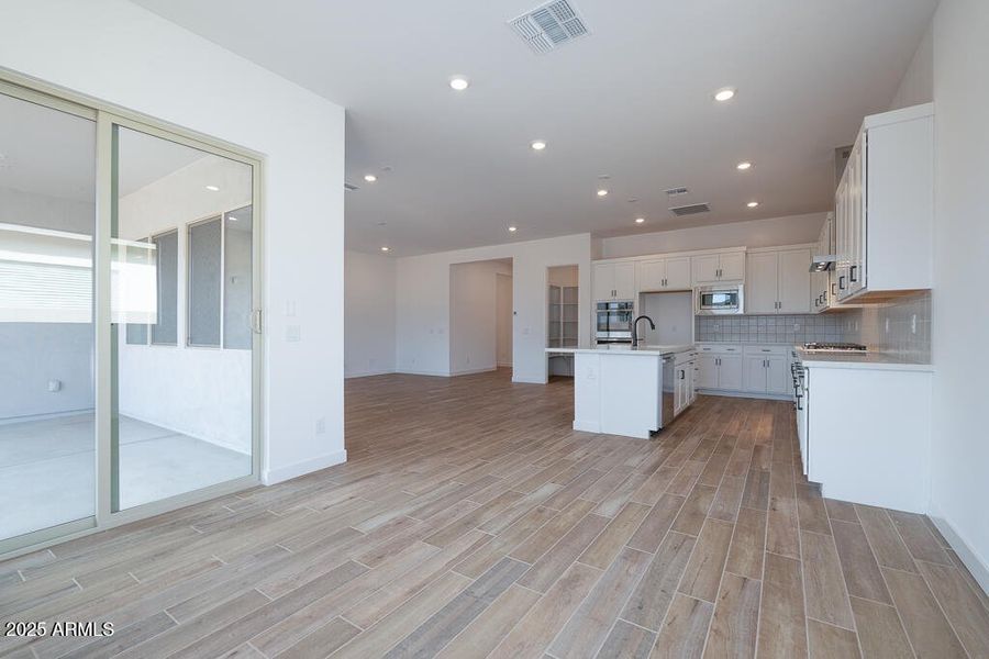 Tri Pointe Bella Vista 67 - Dining-3MLS Tri Pointe Bella Vista 67 - Dining-3MLS