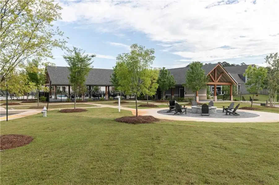 Community amenities in Madison at Buice Lake, Acworth (Image 30).