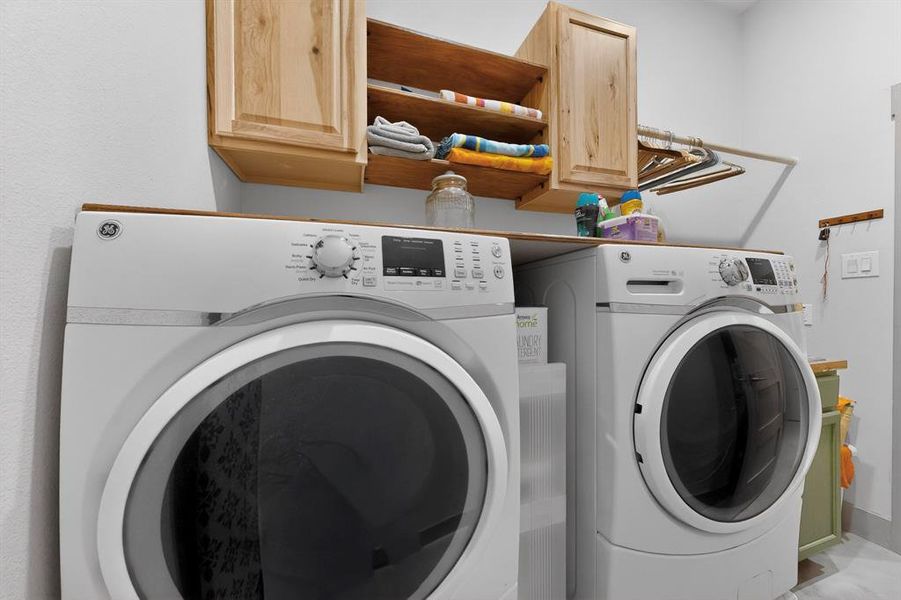 Close-up of interior finishes inside a home in , Whitewright (Image 21).