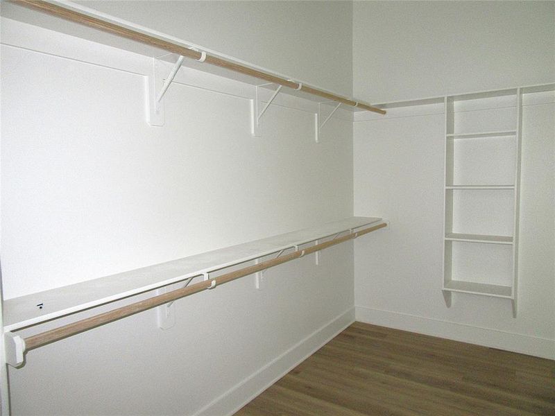 Spacious, unfurnished interior of a new home in , Crawford (Image 12).