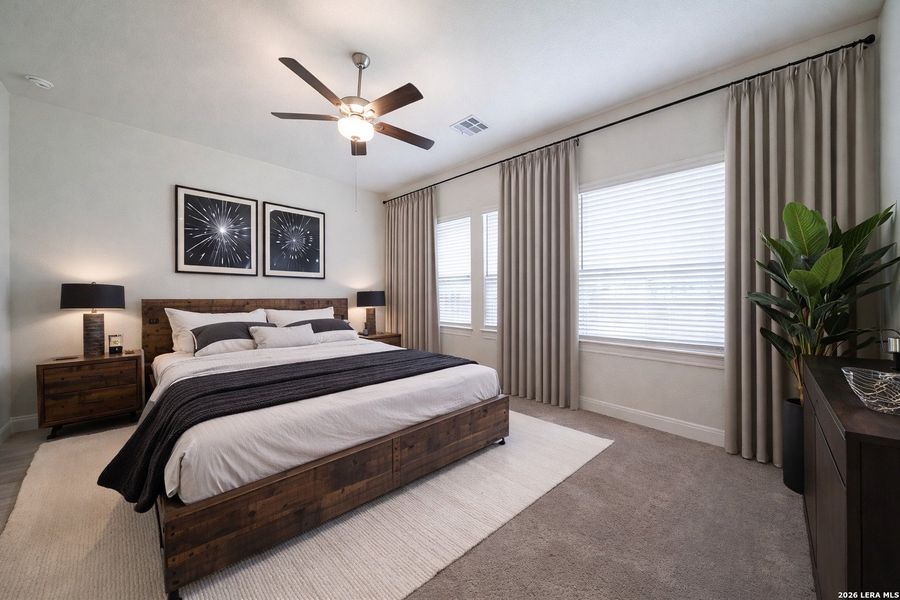 Furnished interior view inside a new home in Ladera - Laurel Hollow 60', San Antonio (Image 17).