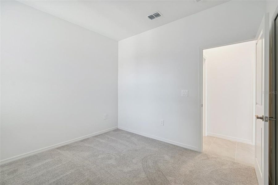 Spacious, unfurnished interior of a new home in Southpointe, Palmetto (Image 14).