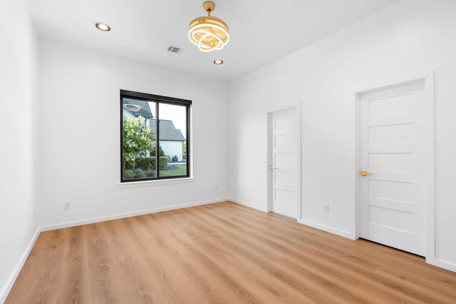 Spacious, unfurnished interior of a new home in , Dripping Springs (Image 21). Spacious, unfurnished interior of a new home in , Dripping Springs (Image 21).
