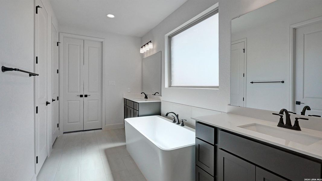 Furnished interior view inside a new home in Haby Hill, San Antonio (Image 10).