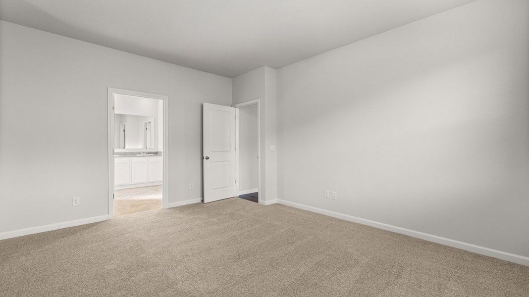 Spacious, unfurnished interior of a new home in Captain's Corner, Grovetown (Image 21).
