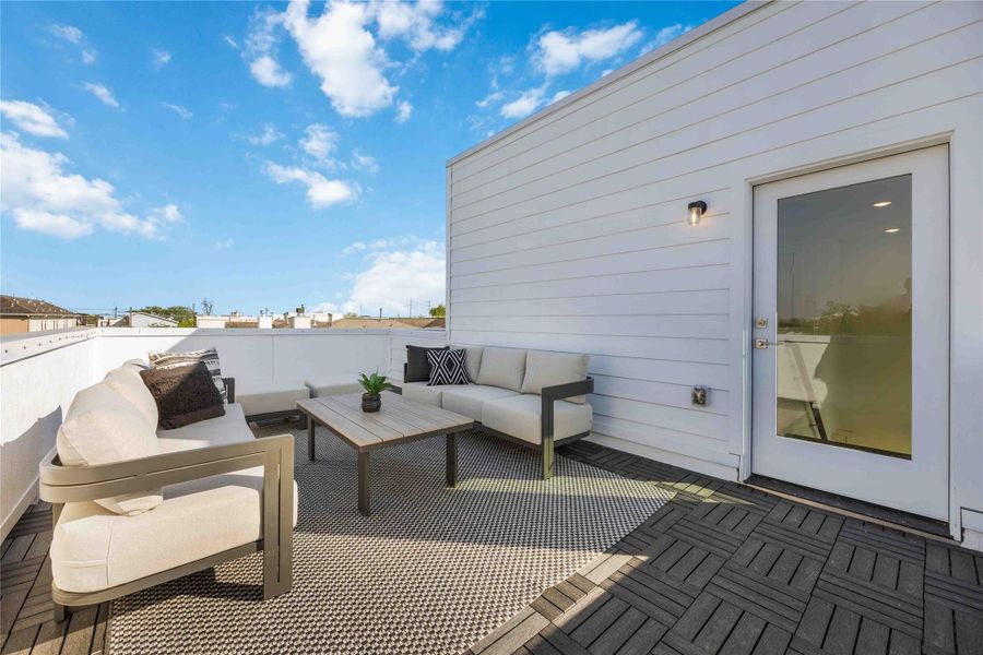 Image 16 of a home in . Image 16 of a home in .