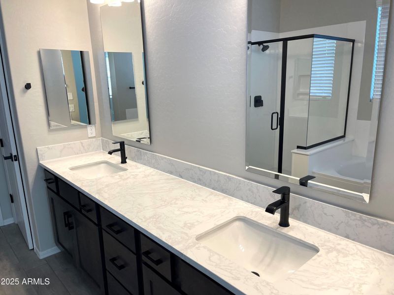 Lot 35 Owners Vanity