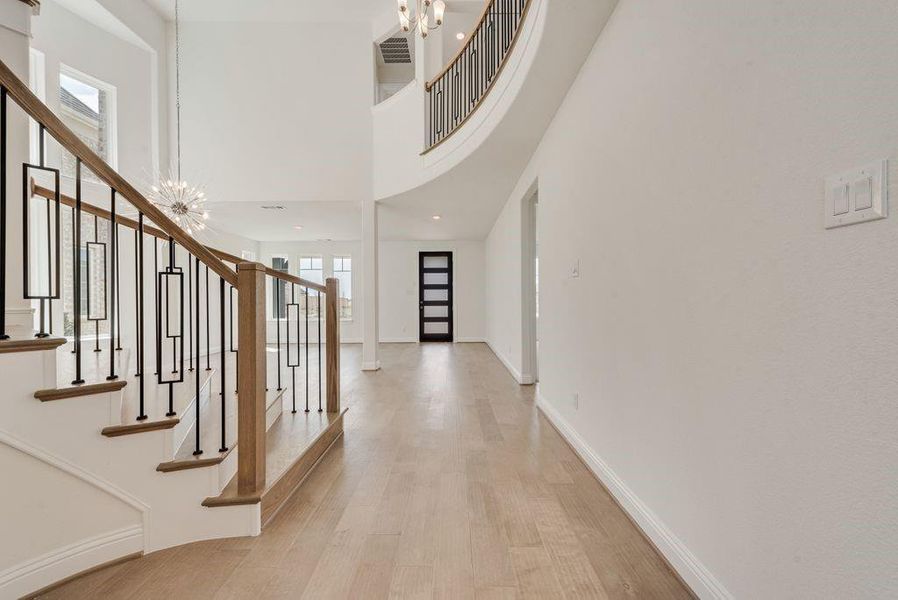 Spacious, unfurnished interior of a new home in Prairie Ridge, Midlothian (Image 24). Spacious, unfurnished interior of a new home in Prairie Ridge, Midlothian (Image 24).