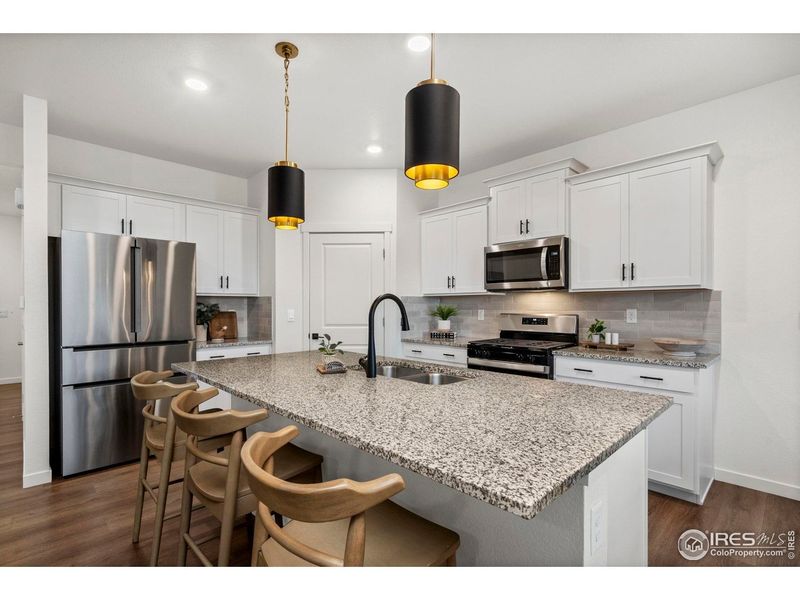 Furnished interior view inside a new home in Vantage, Berthoud (Image 18).