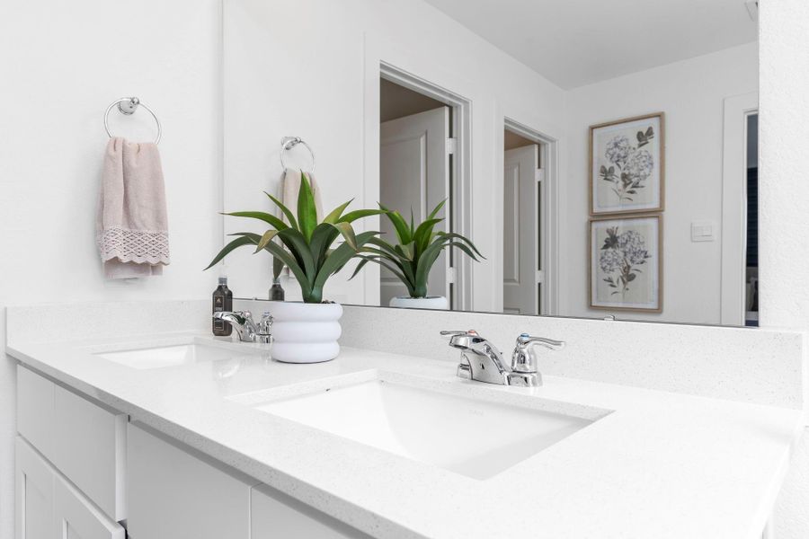 Close-up of interior finishes inside a home in , Iowa Colony (Image 24).