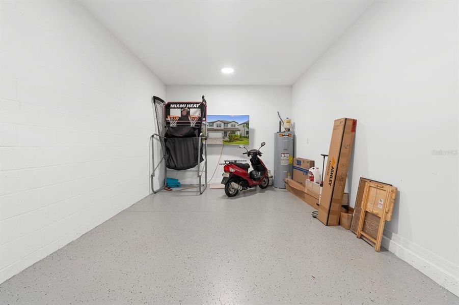 Furnished interior view inside a new home in , Tampa (Image 54).