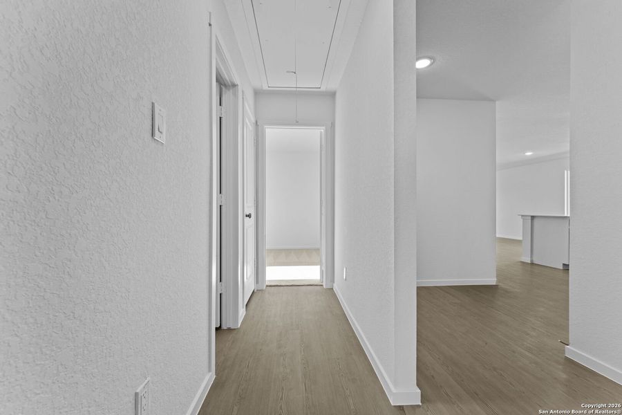 Spacious, unfurnished interior of a new home in , New Braunfels (Image 16).