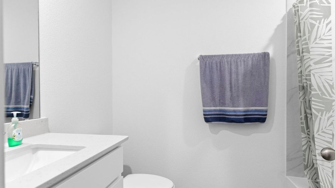 Furnished interior view inside a new home in Evergreen, Rosenberg (Image 16).