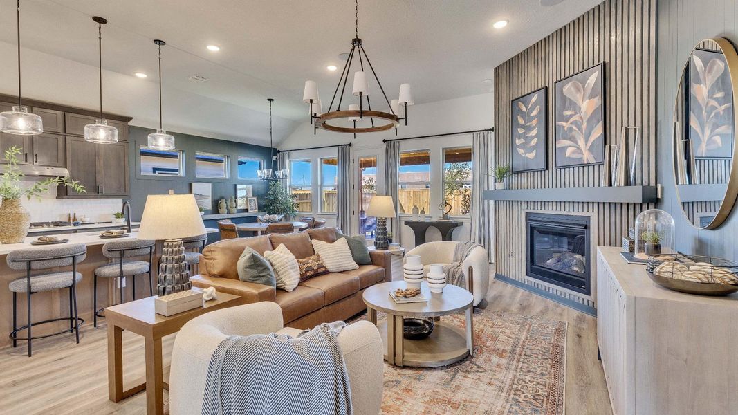 Model home photos of similar floorplans, not pictures of actual home. Model home photos of similar floorplans, not pictures of actual home.