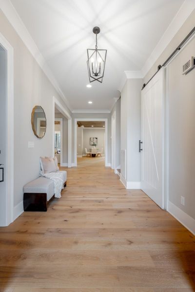 Spacious, unfurnished interior of a new home in River Gorge Ranch, Guild (Image 113).