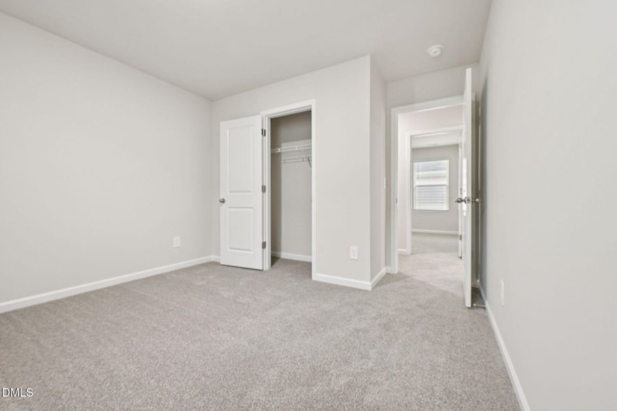 21-web-or-mls-Raleigh - Oak Manor - 608