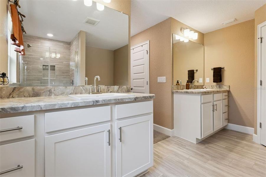 Furnished interior view inside a new home in Royal Highlands, Weeki Wachee (Image 34).