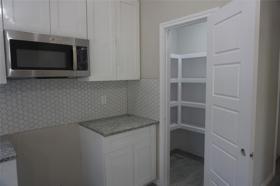 Furnished interior view inside a new home in , Willis (Image 7).