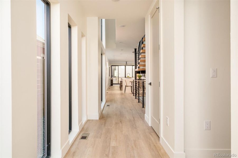 Spacious, unfurnished interior of a new home in , Denver (Image 25).