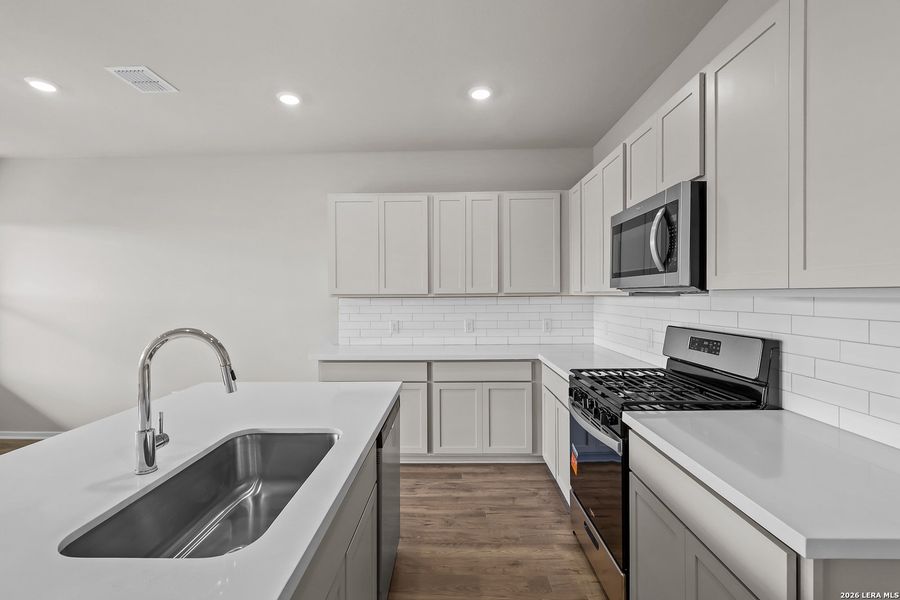 Furnished interior view inside a new home in Garden Grove, San Antonio (Image 12).
