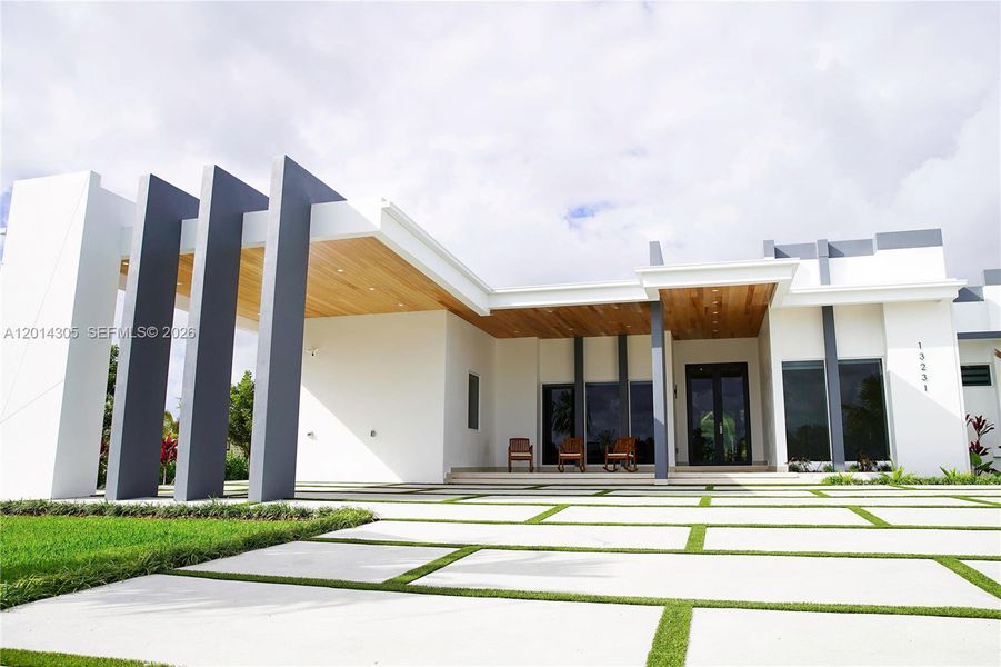 Community amenities in , Miami (Image 20).