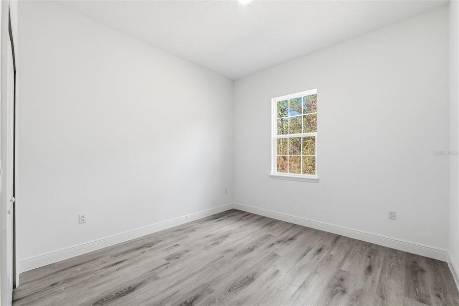 Spacious, unfurnished interior of a new home in , Ocala (Image 23).