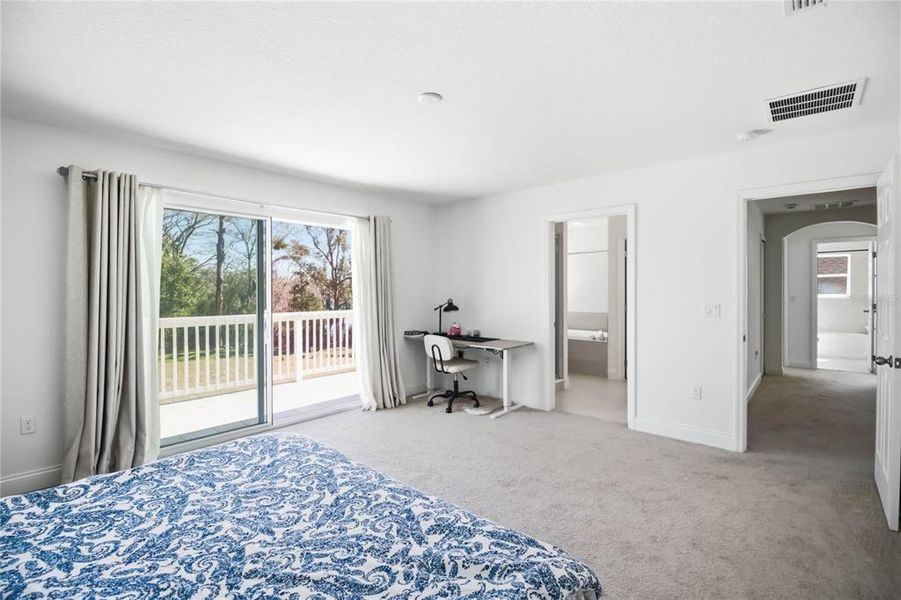 Furnished interior view inside a new home in Blue Diamond , Orlando (Image 46).