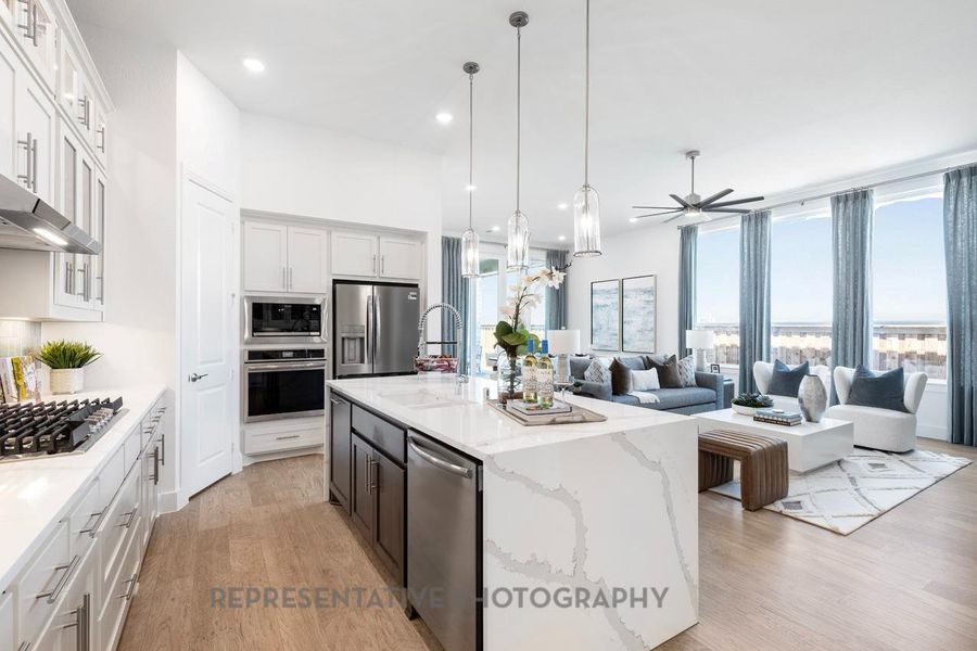 Furnished interior view inside a new home in Riceland: 50ft. lots, Mont Belvieu (Image 15).