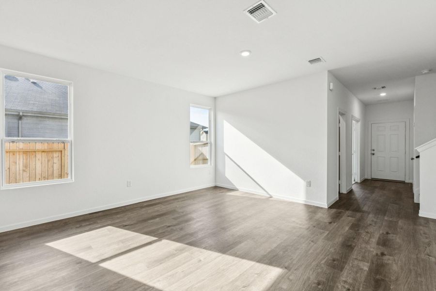 Spacious, unfurnished interior of a new home in Windcress, Cove (Image 22). Spacious, unfurnished interior of a new home in Windcress, Cove (Image 22).