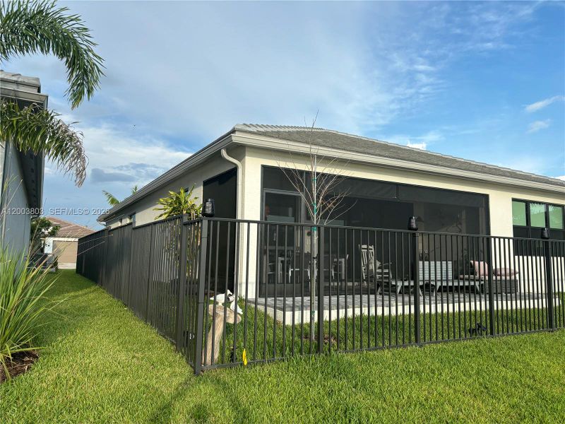 Exterior details and patio area of a home in , Port St. Lucie (Image 25).