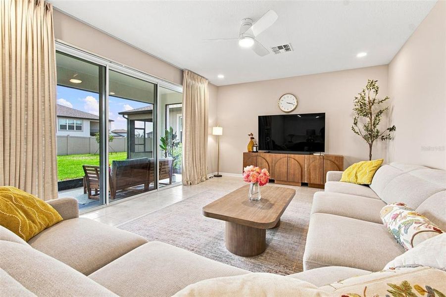 Furnished interior view inside a new home in Epperson, Wesley Chapel (Image 31). Furnished interior view inside a new home in Epperson, Wesley Chapel (Image 31).
