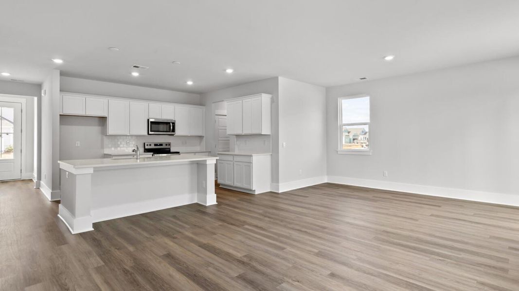 Image 36 of a home in Rolling Hills.