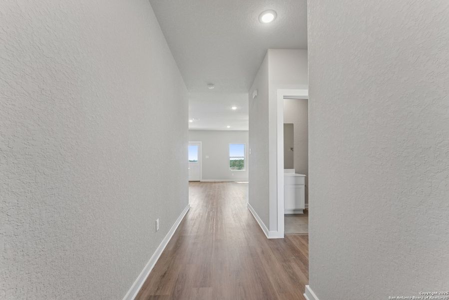 Spacious, unfurnished interior of a new home in Mesquite Ridge, San Antonio (Image 28). Spacious, unfurnished interior of a new home in Mesquite Ridge, San Antonio (Image 28).