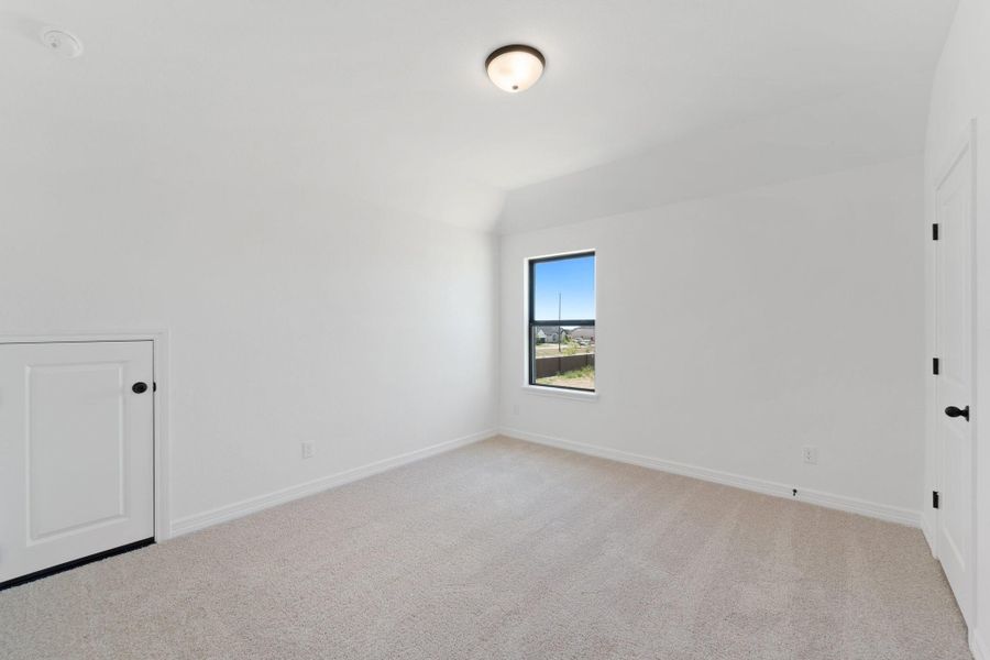 Note: Sample product photo. Actual exterior and interior selections may vary by homesite. Photo may be virtually staged