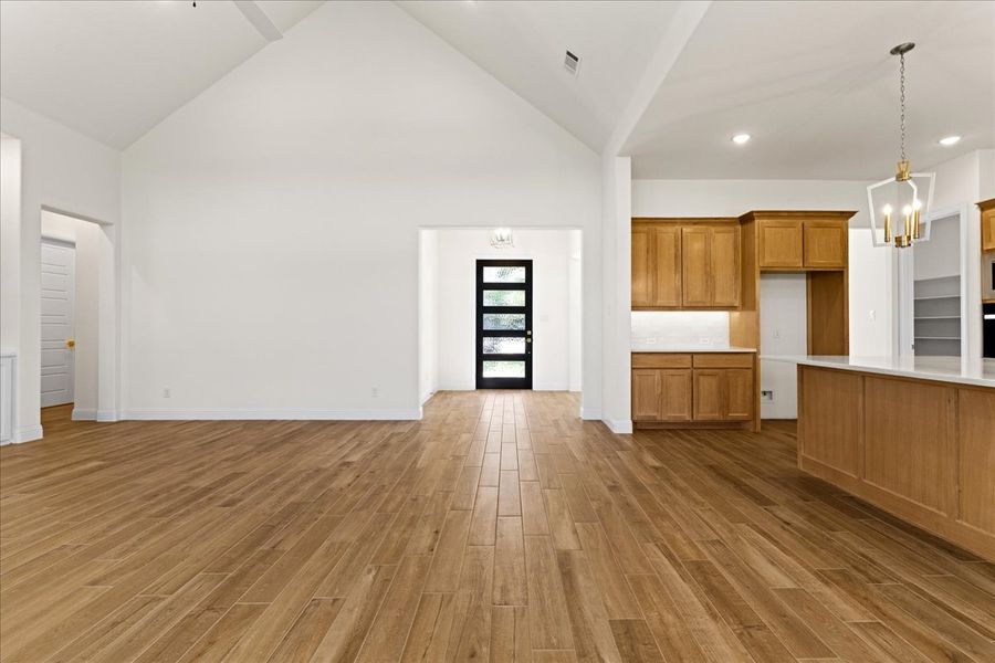 Representative unfurnished interior of a home built from the The Braden II by Doug Parr Custom Homes in Kessler Farms, Brock (Image 28).