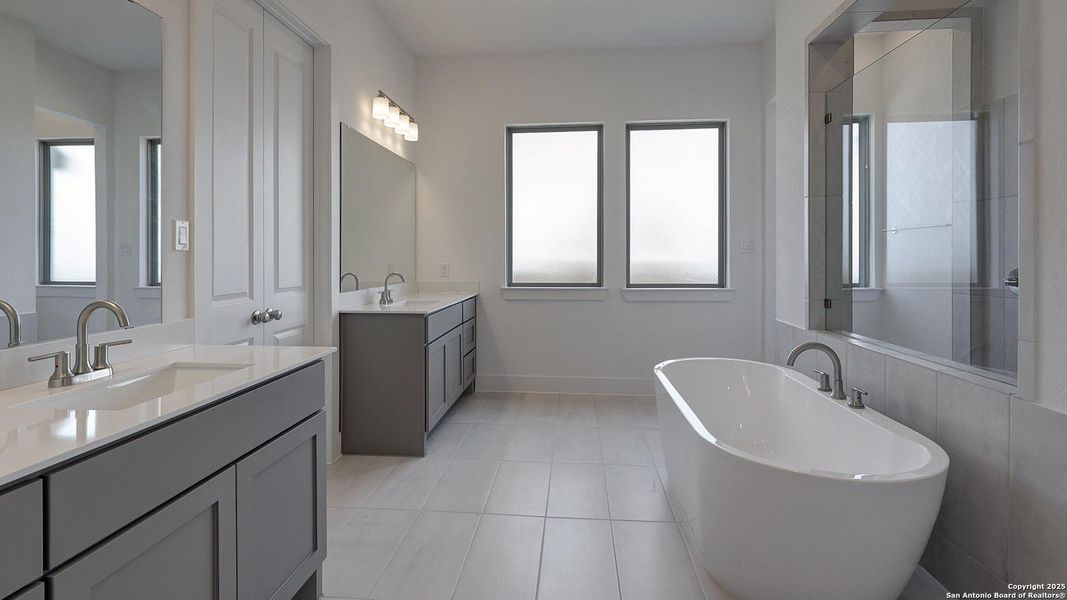 Furnished interior view inside a new home in Haby Hill 60', San Antonio (Image 6).