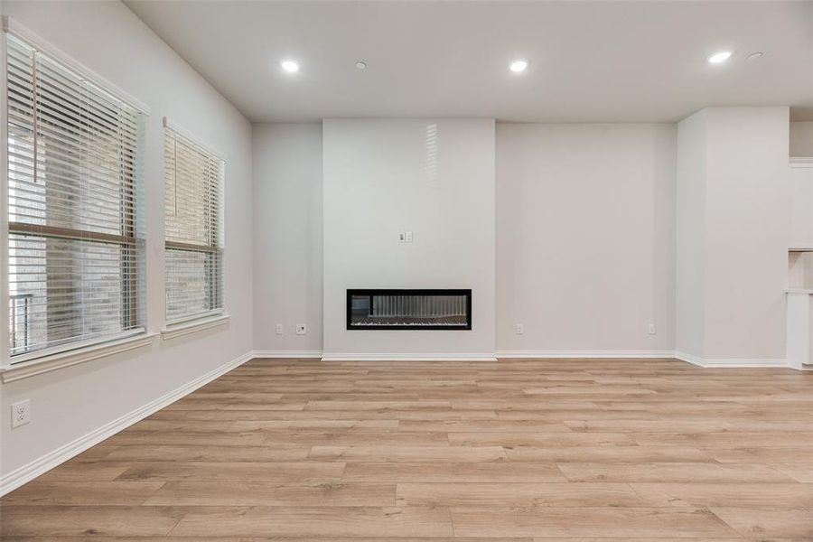 Spacious, unfurnished interior of a new home in , Frisco (Image 30).