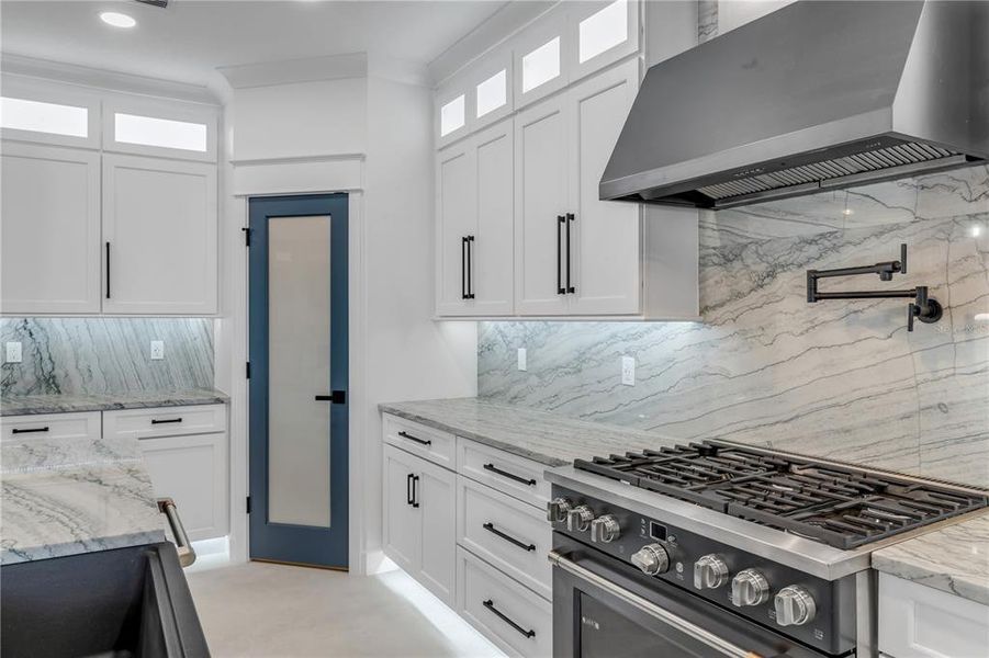 Furnished interior view inside a new home in , New Smyrna Beach (Image 5).