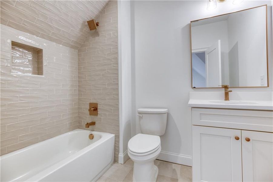 Furnished interior view inside a new home in , Covington (Image 7).