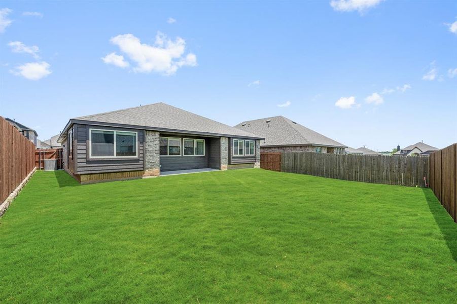 Image 24 of a home in Godley Ranch Elements. Image 24 of a home in Godley Ranch Elements.